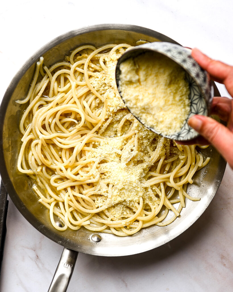 Cacio e Pepe with Arugula and Lemon Nourish Deliciously